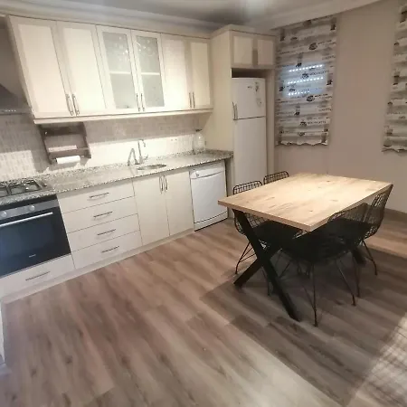 Ilica Park Sitesi Apartment *