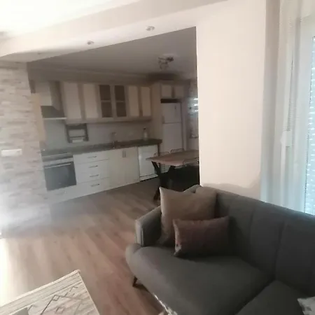 Ilica Park Sitesi Apartment *